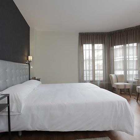 Hotel Rosal Oviedo Luaran gambar