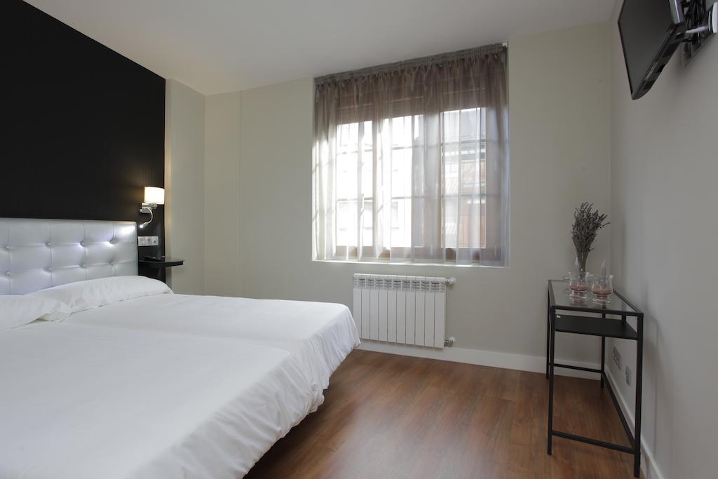 Hotel Rosal Oviedo Luaran gambar