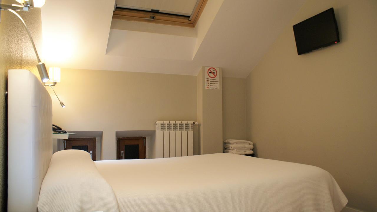 Hotel Rosal Oviedo Luaran gambar