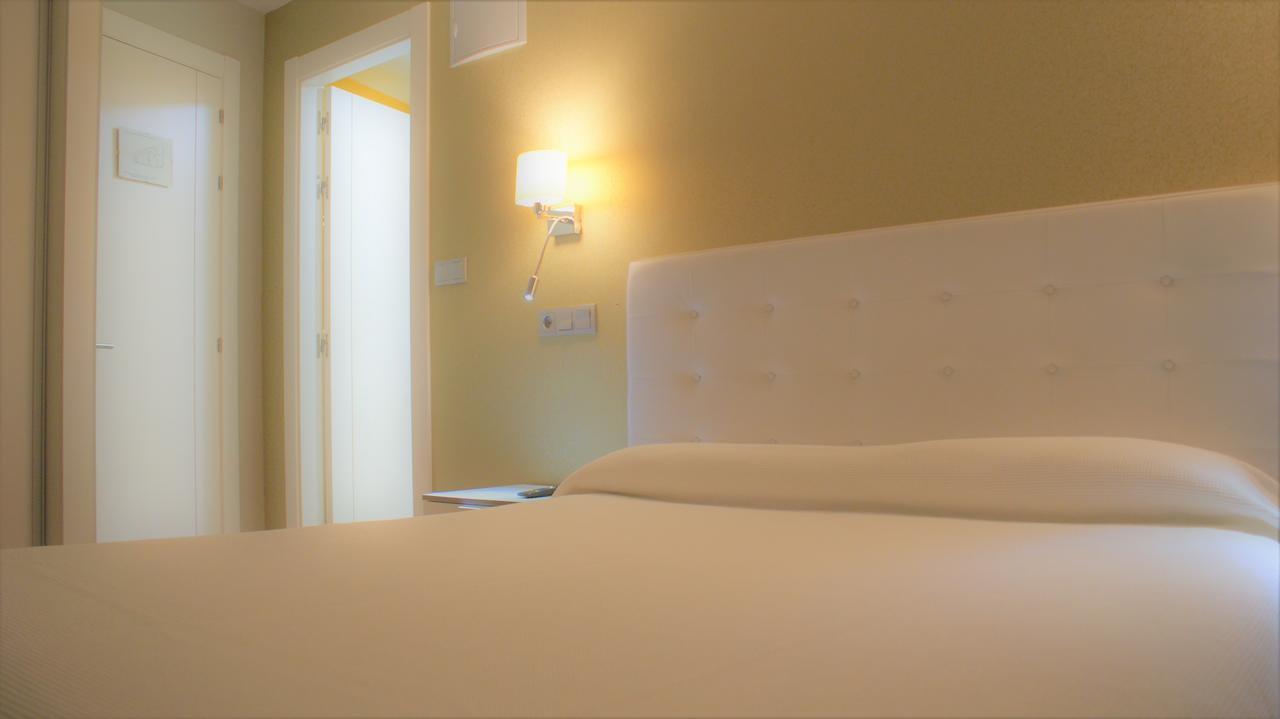 Hotel Rosal Oviedo Luaran gambar