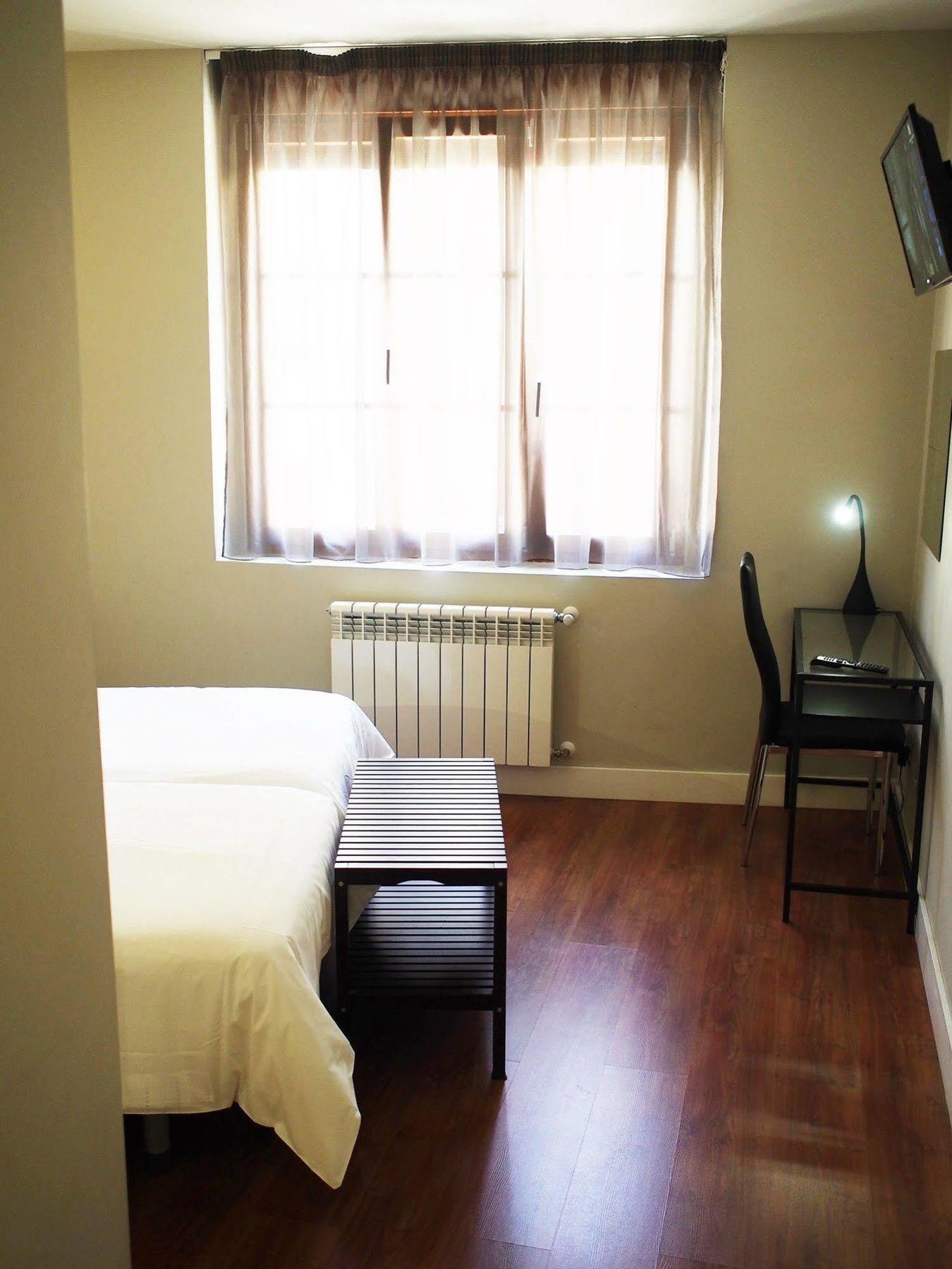 Hotel Rosal Oviedo Luaran gambar